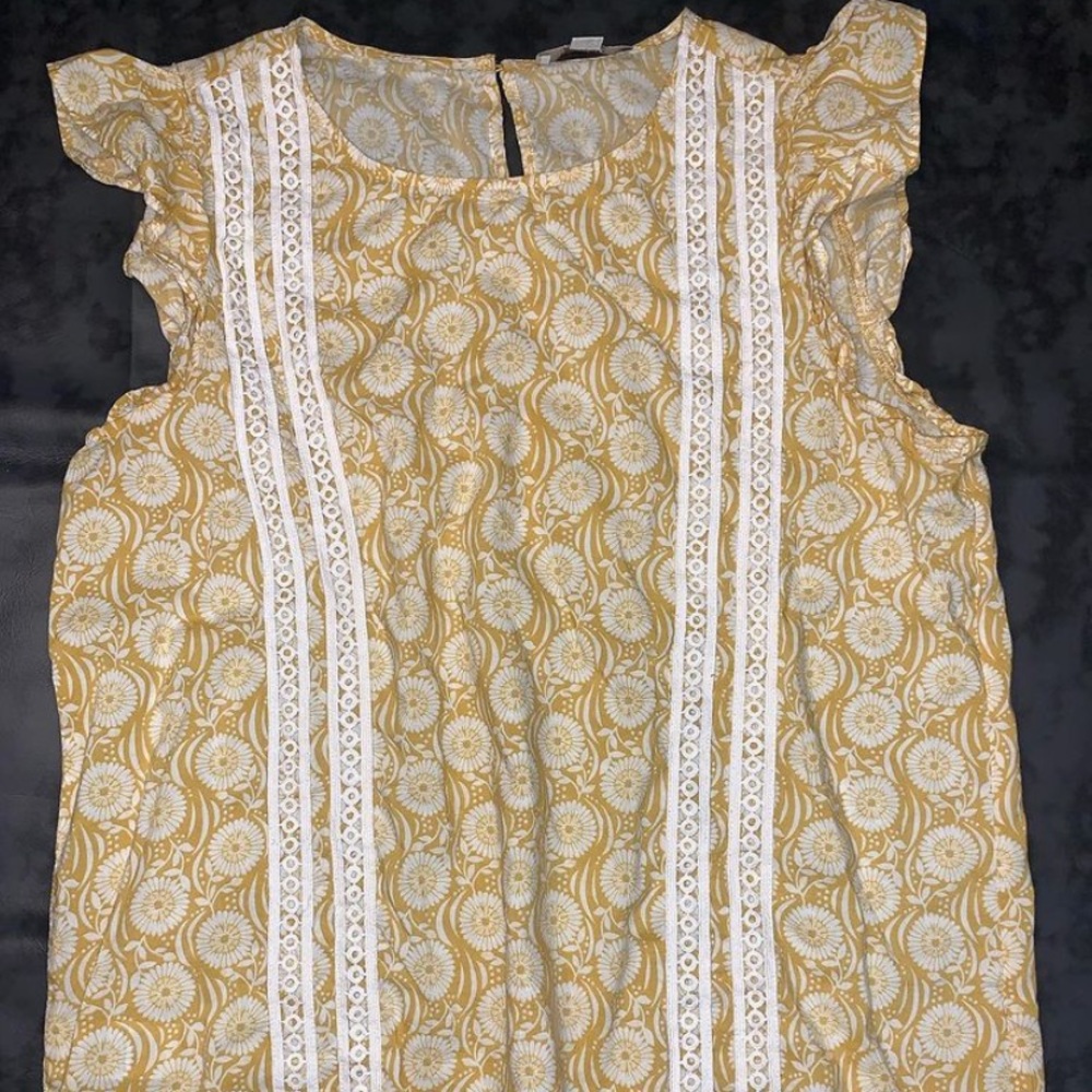 yellow & white blouse